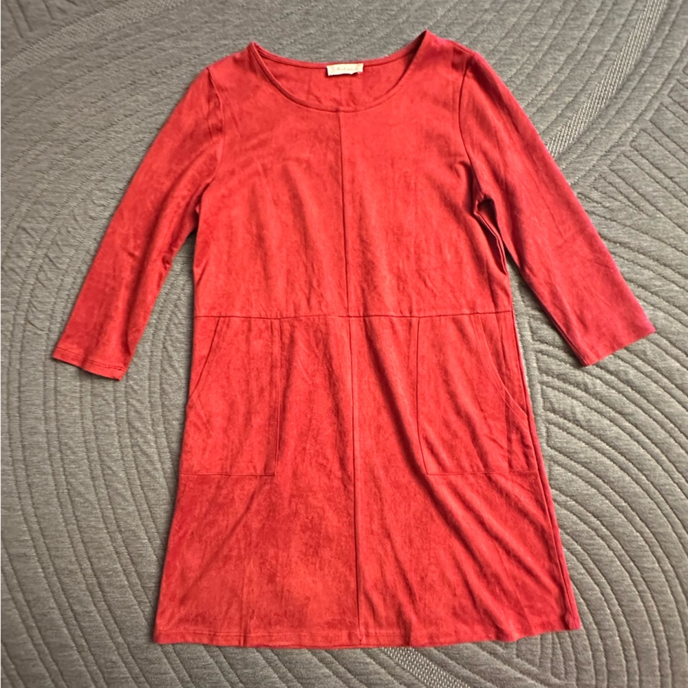 Altar'd State Rusty Red 3/4 Sleeve Shift Dress